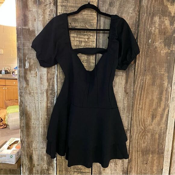 NWT SNDYS Barcelona Dress Black mini puff sleeve Revolve L - Picture 10 of 10